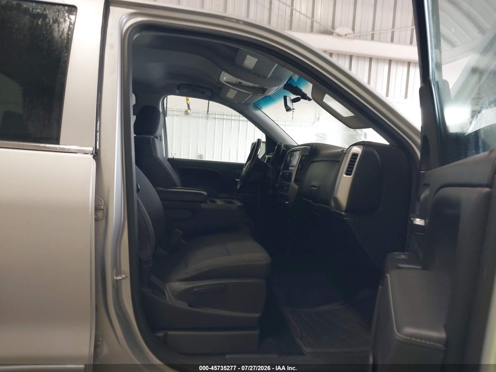 2015 GMC Sierra 1500 SLE photo 5