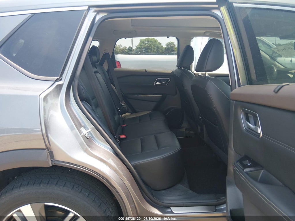 2021 Nissan Rogue SL FWD photo 8