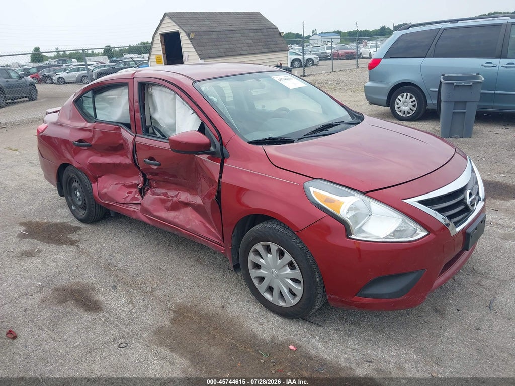 2018 Nissan Versa 1.6 S+ photo 1