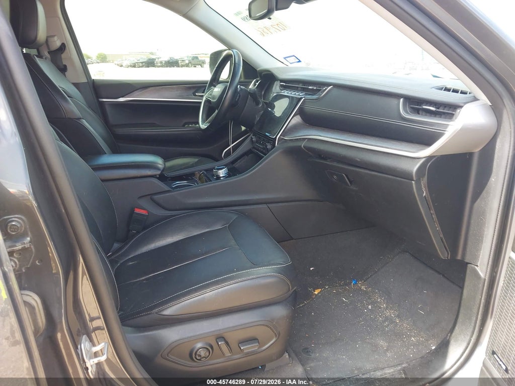 2021 Jeep Grand Cherokee L Limited 4X4 photo 5