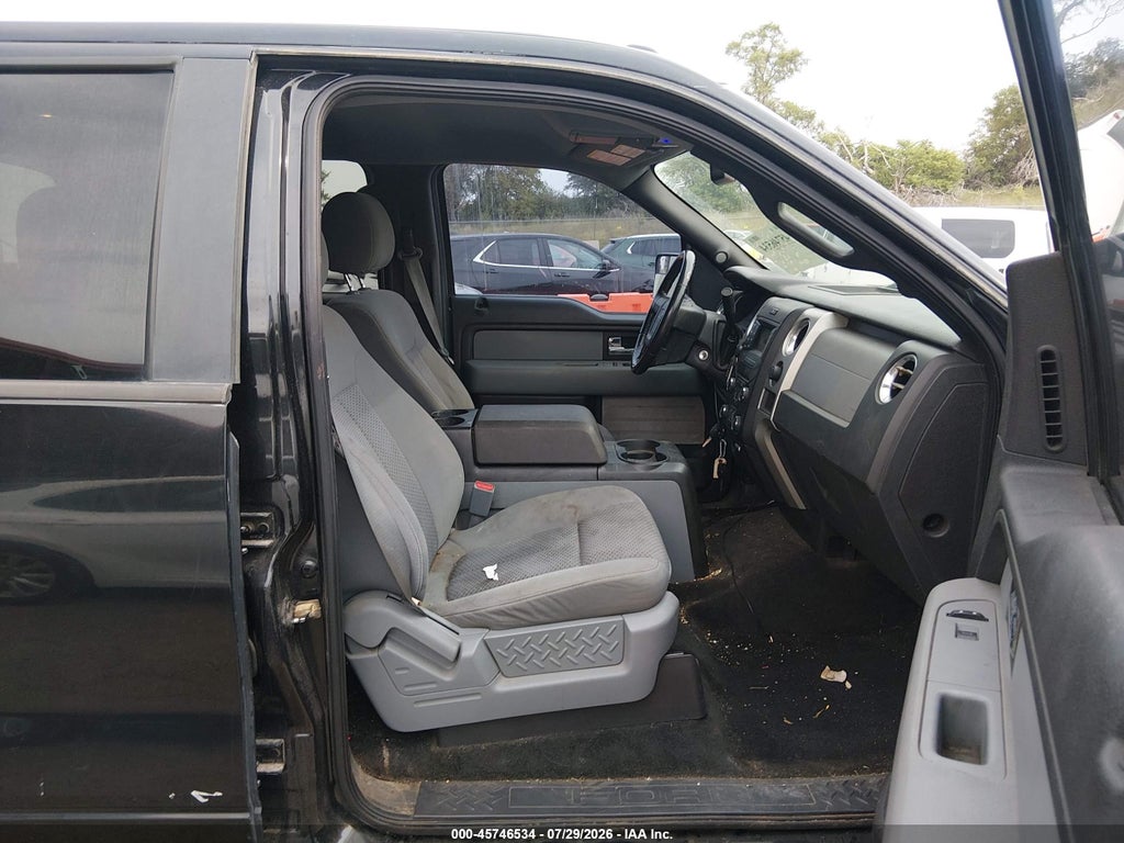 2013 Ford F-150 XLT photo 5