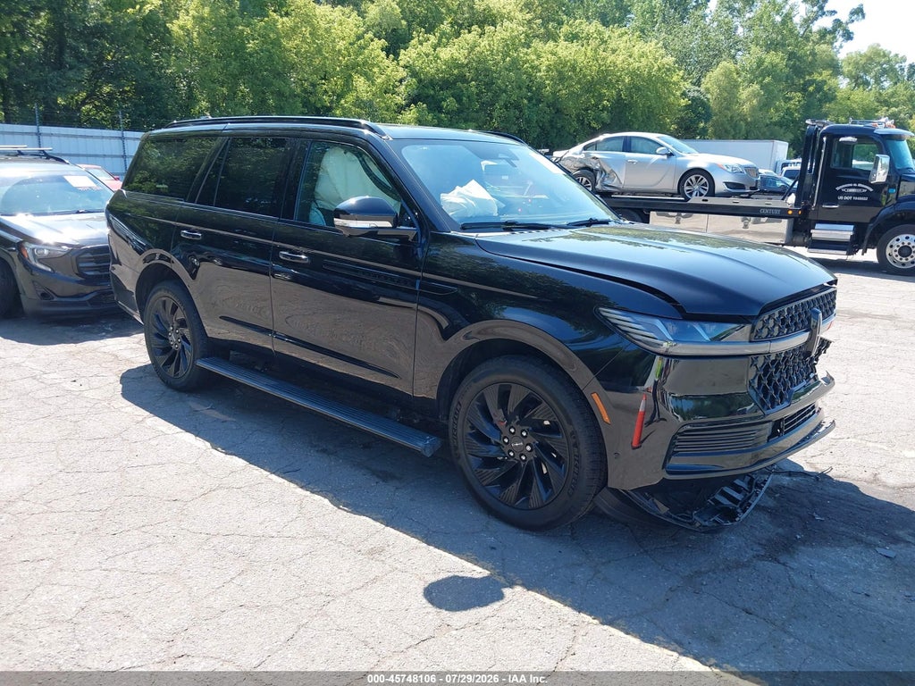2025 LINCOLN NAVIGATOR