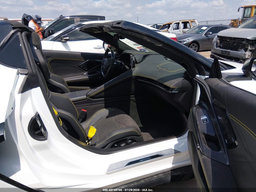 2023 Chevrolet Corvette Z06 RWD 3LZ photo 5