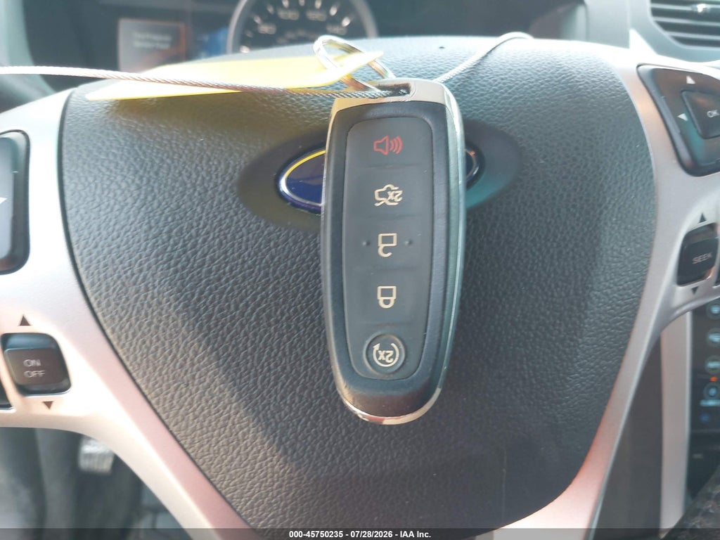 2015 Ford Explorer Limited photo 11