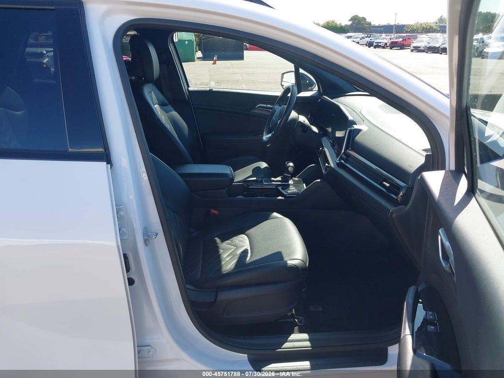 2024 Kia Sportage X-Line photo 5