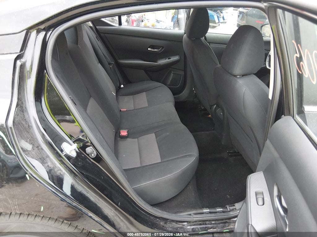 2023 Nissan Sentra SV Xtronic CVT photo 8