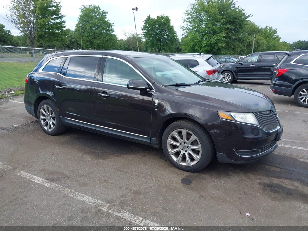 2013 LINCOLN MKT