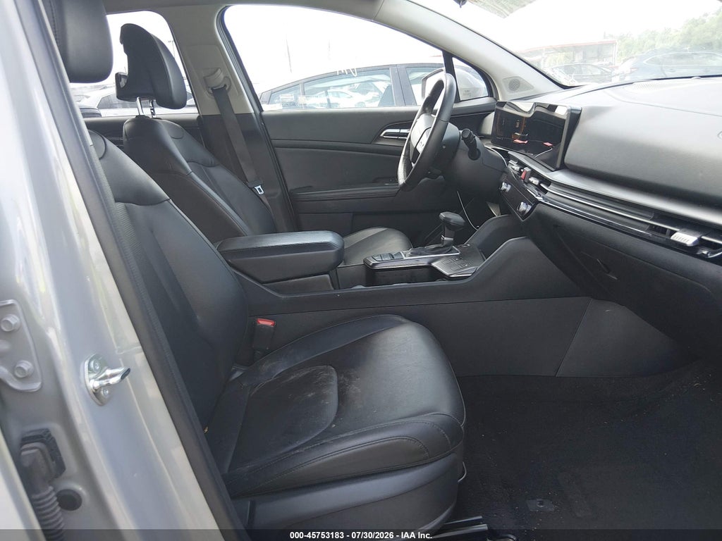 2026 Kia Sportage EX photo 5