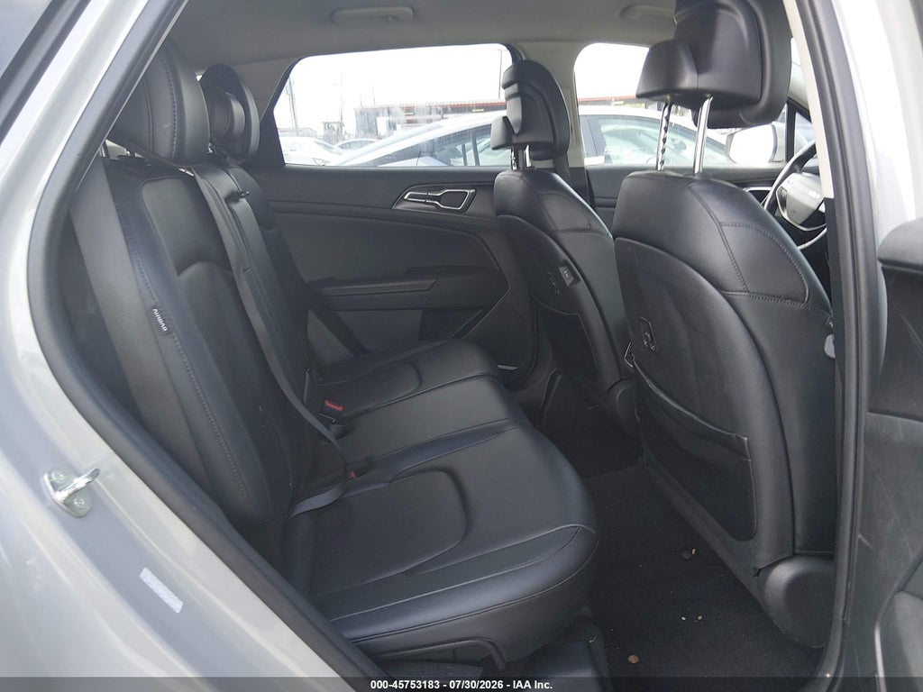 2026 Kia Sportage EX photo 8