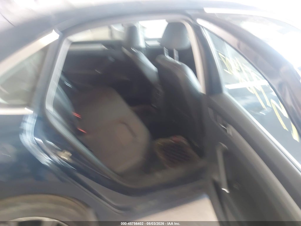 2022 Volkswagen Passat 2.0T SE photo 8