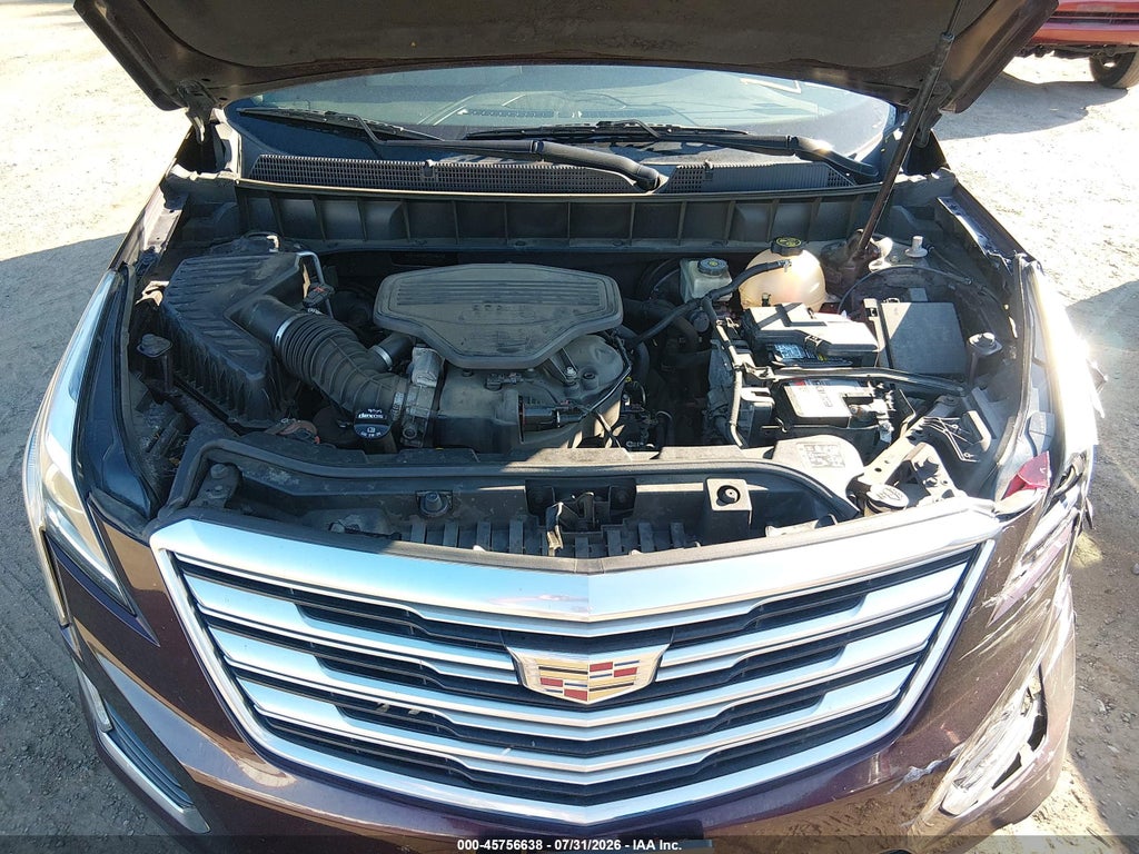 2017 Cadillac XT5 Standard photo 10