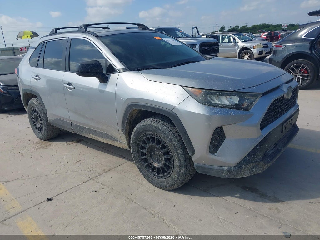 2019 Toyota RAV4 LE photo 1