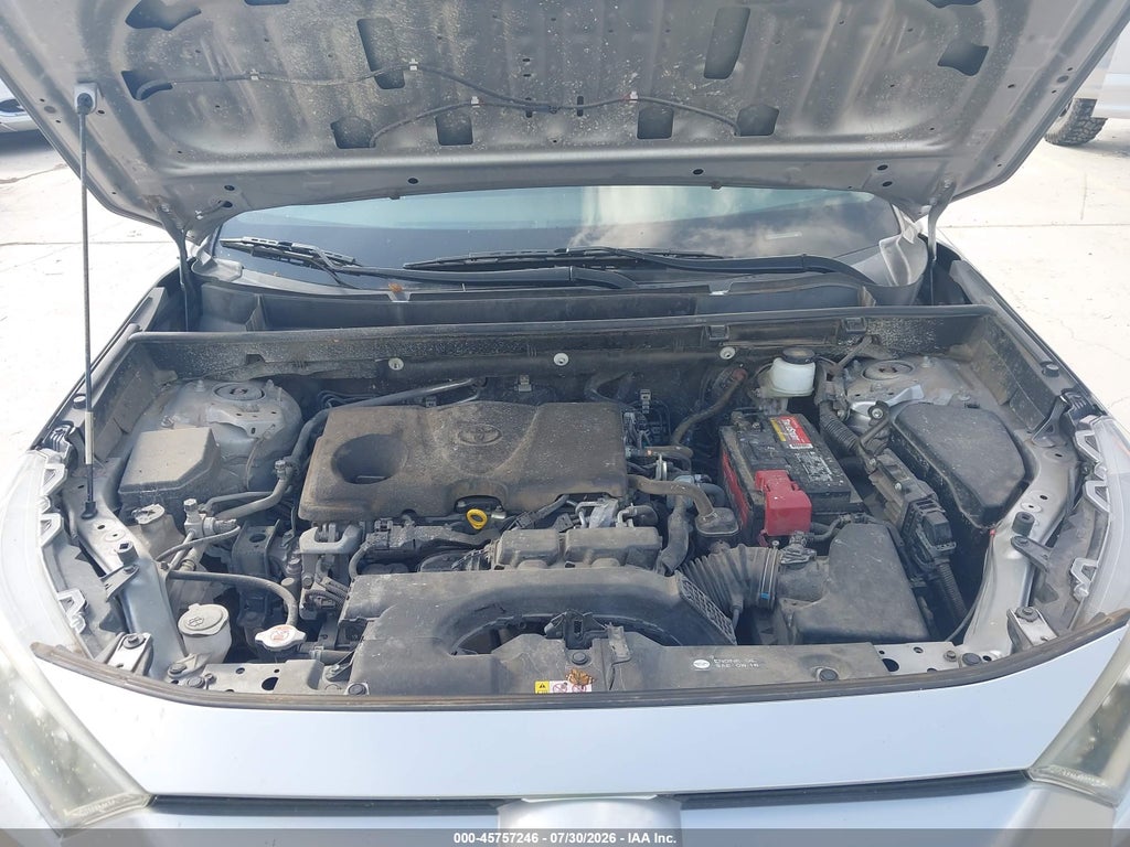 2019 Toyota RAV4 LE photo 10