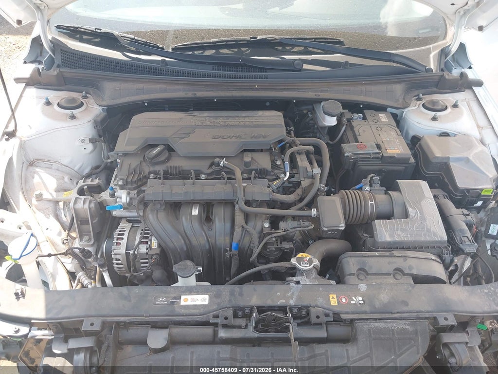 2025 Hyundai Elantra SEL Convenience photo 10