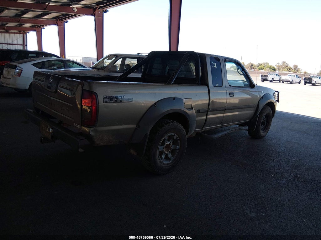 2002 Nissan Frontier XE-V6 photo 4