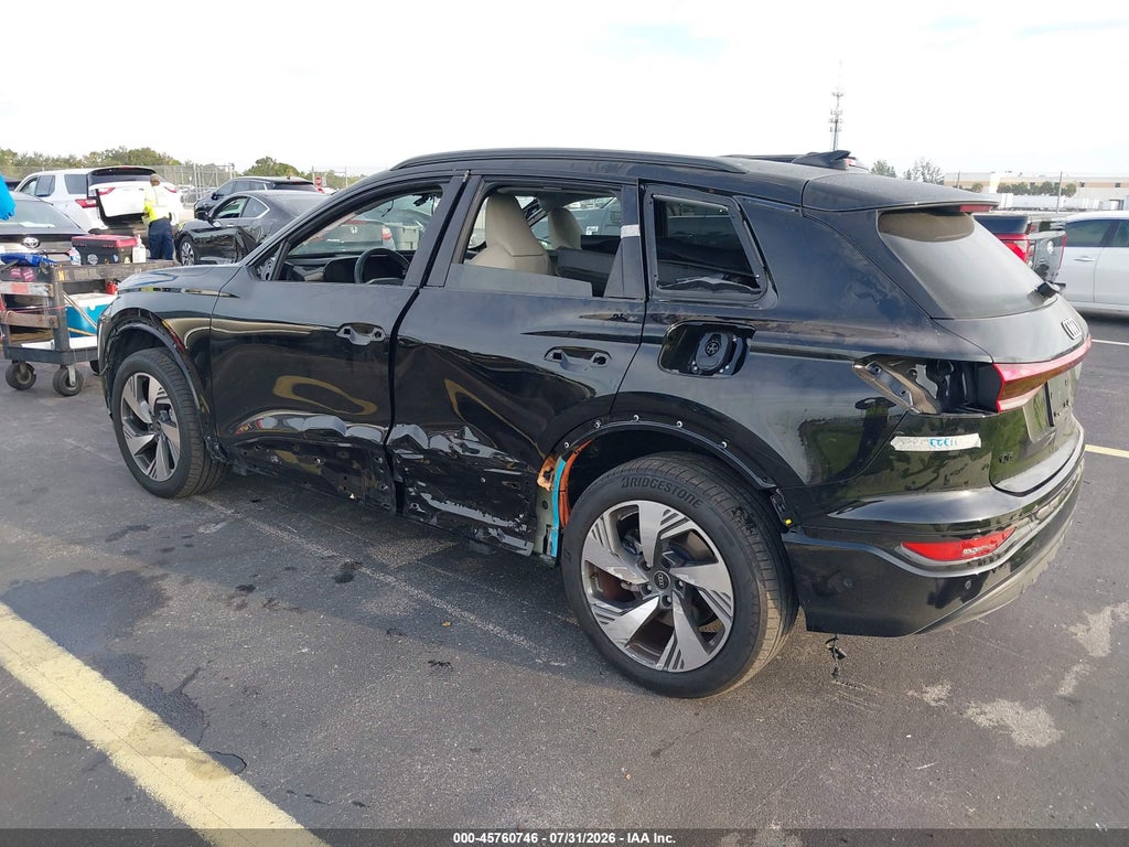 2025 Audi Q6 E-Tron Premium Plus Quattro photo 6