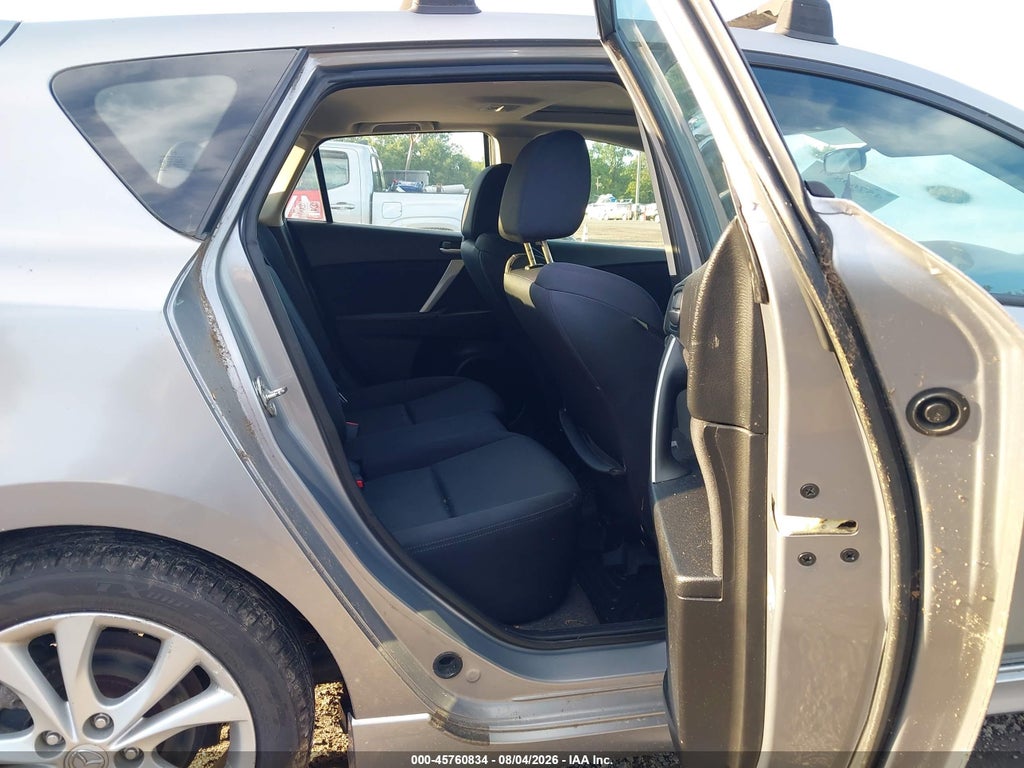 2011 Mazda MAZDA3 S Sport photo 8