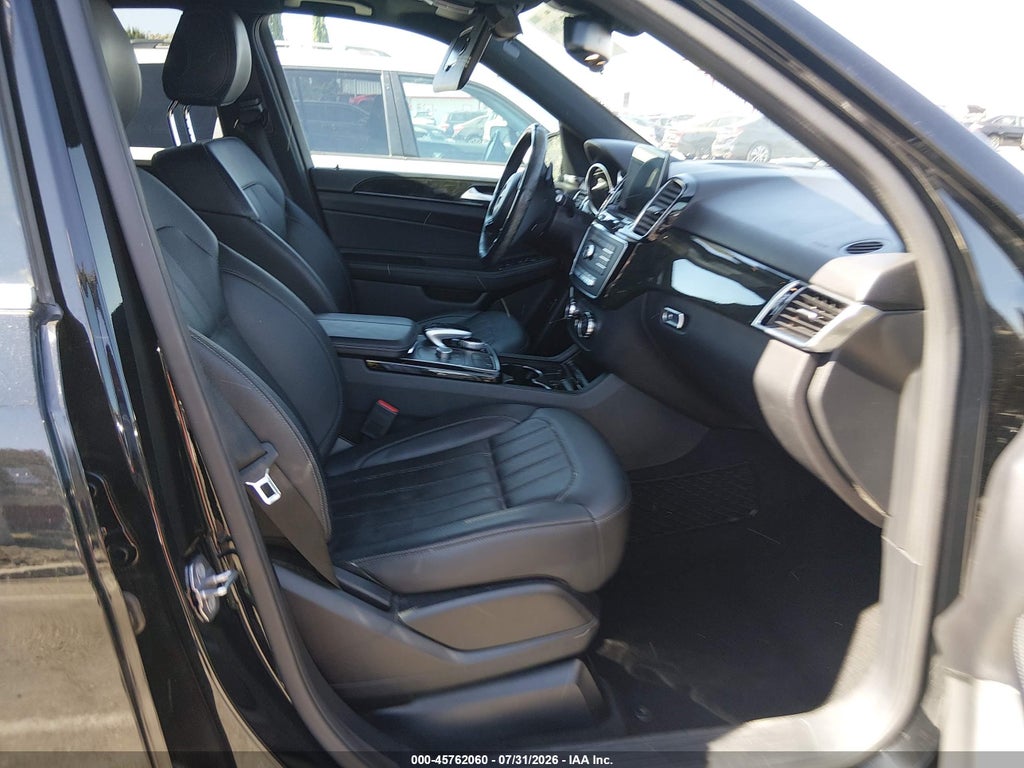 2018 Mercedes-Benz GLE 350 4MATIC photo 5