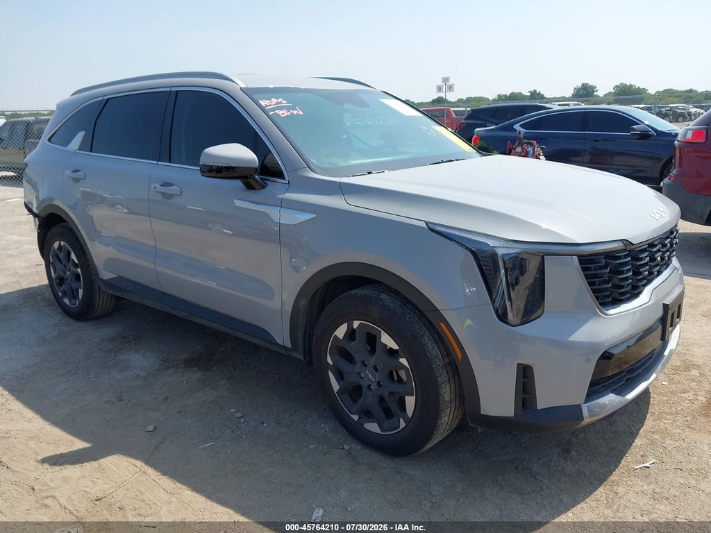 2025 Kia Sorento S photo 1