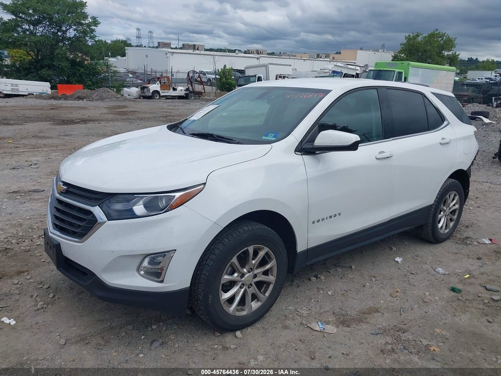 2019 Chevrolet Equinox LT photo 2
