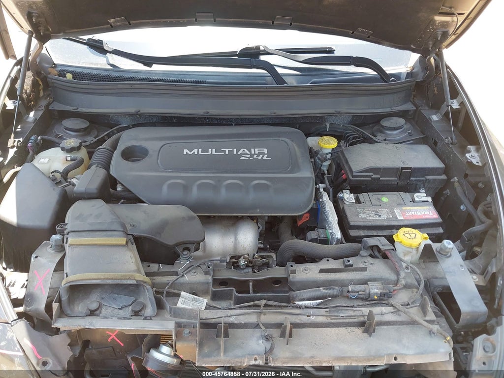 2018 Jeep Cherokee Latitude Plus FWD photo 10
