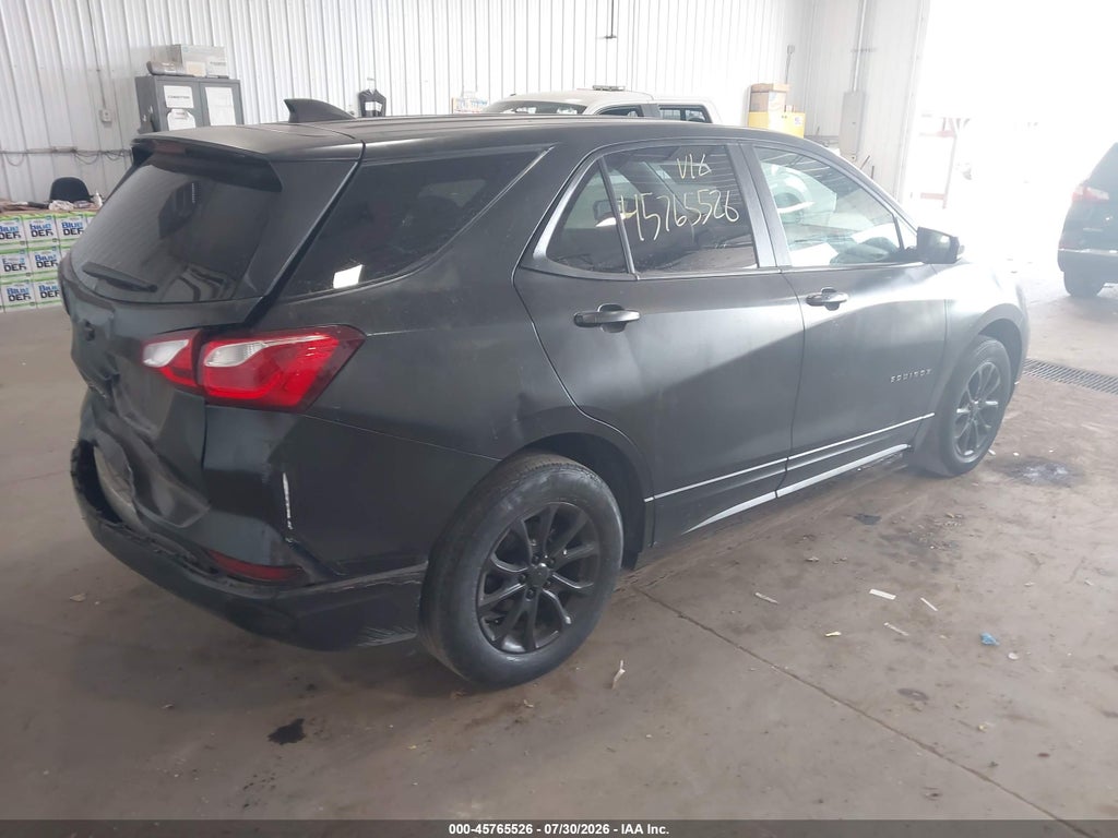 2020 Chevrolet Equinox FWD LS photo 4
