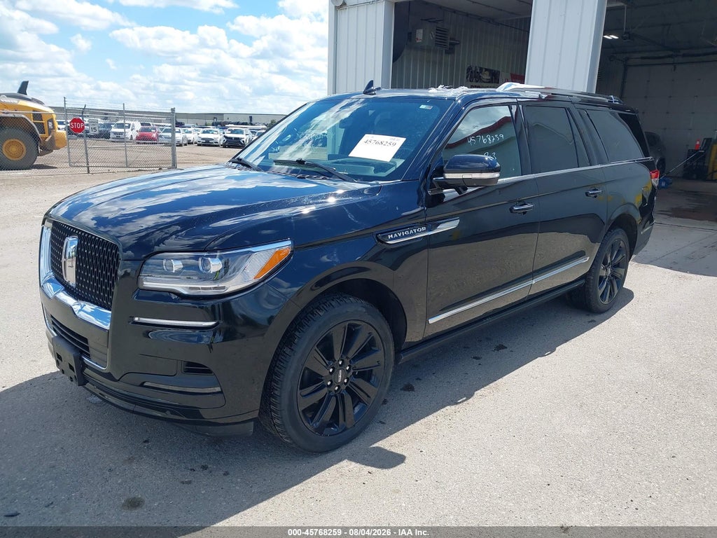 2024 Lincoln Navigator Reserve L photo 2