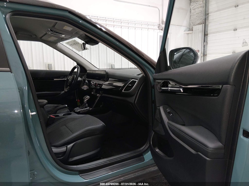 2026 Kia Seltos S photo 5