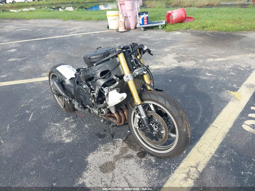 2018 SUZUKI GSX-R750 JS1GR7MA2J2101069