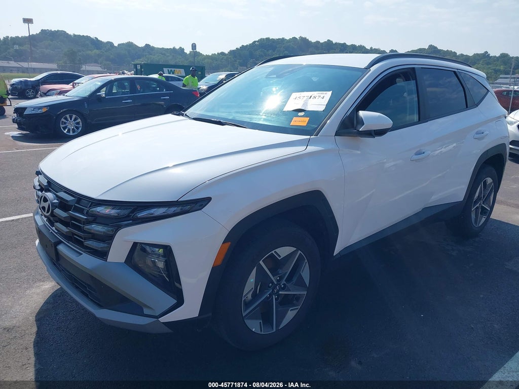 2025 Hyundai Tucson SEL photo 2