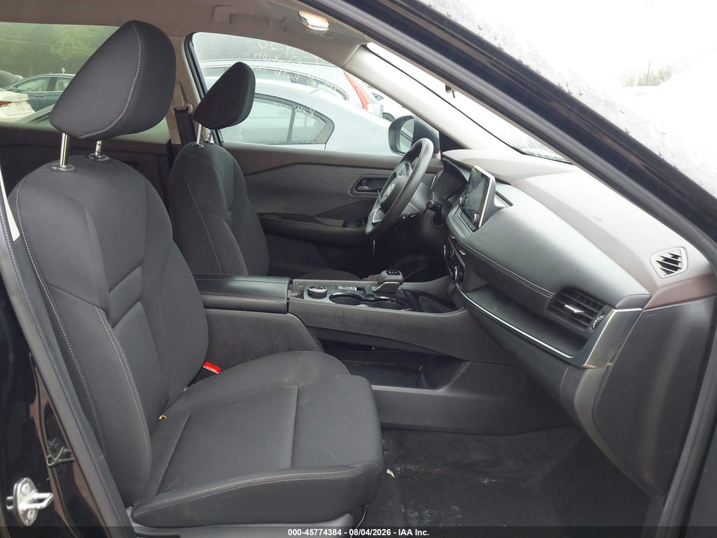 2023 Nissan Rogue S Intelligent AWD photo 5