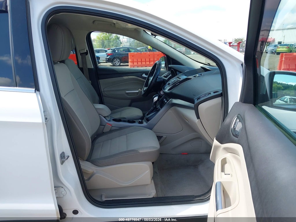 2015 Ford Escape SE photo 5