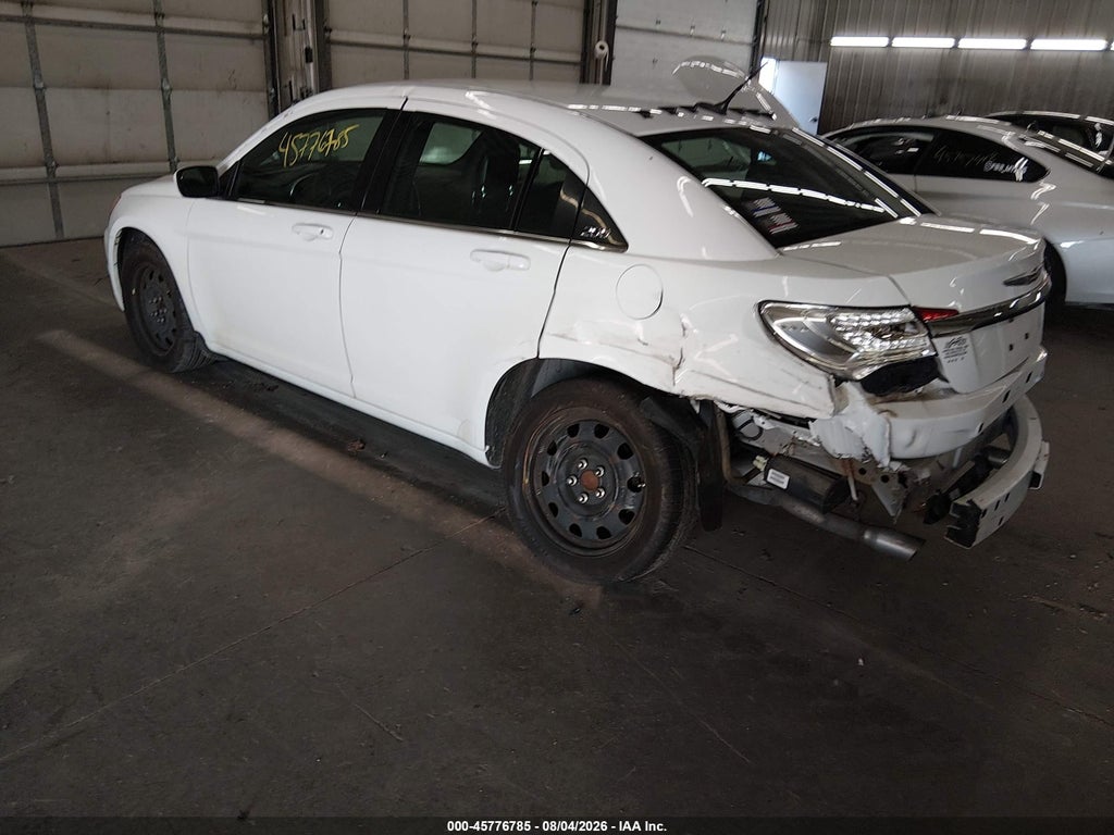 2014 Chrysler 200 LX photo 3