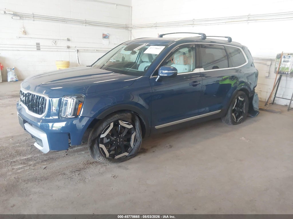 2025 Kia Telluride EX photo 2