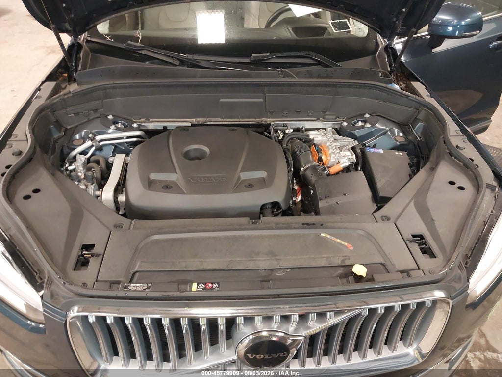 2024 Volvo XC90 Recharge Plug-IN Hybrid T8 Ultimate Bright Theme 7-Seater photo 10