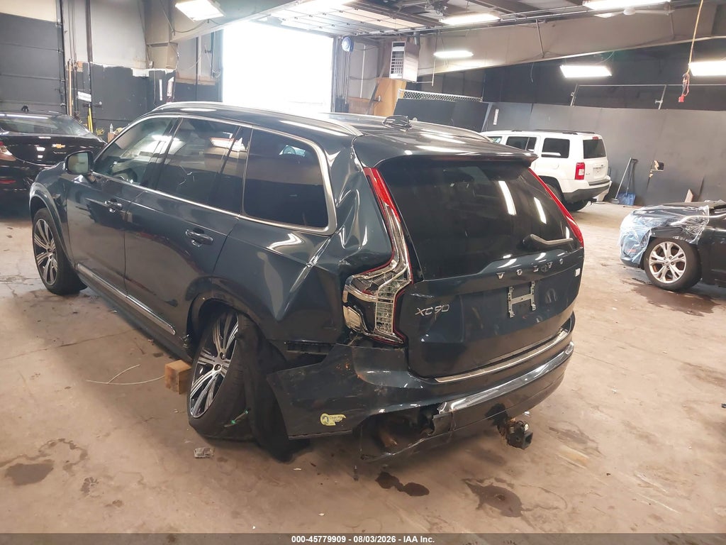 2024 Volvo XC90 Recharge Plug-IN Hybrid T8 Ultimate Bright Theme 7-Seater photo 6