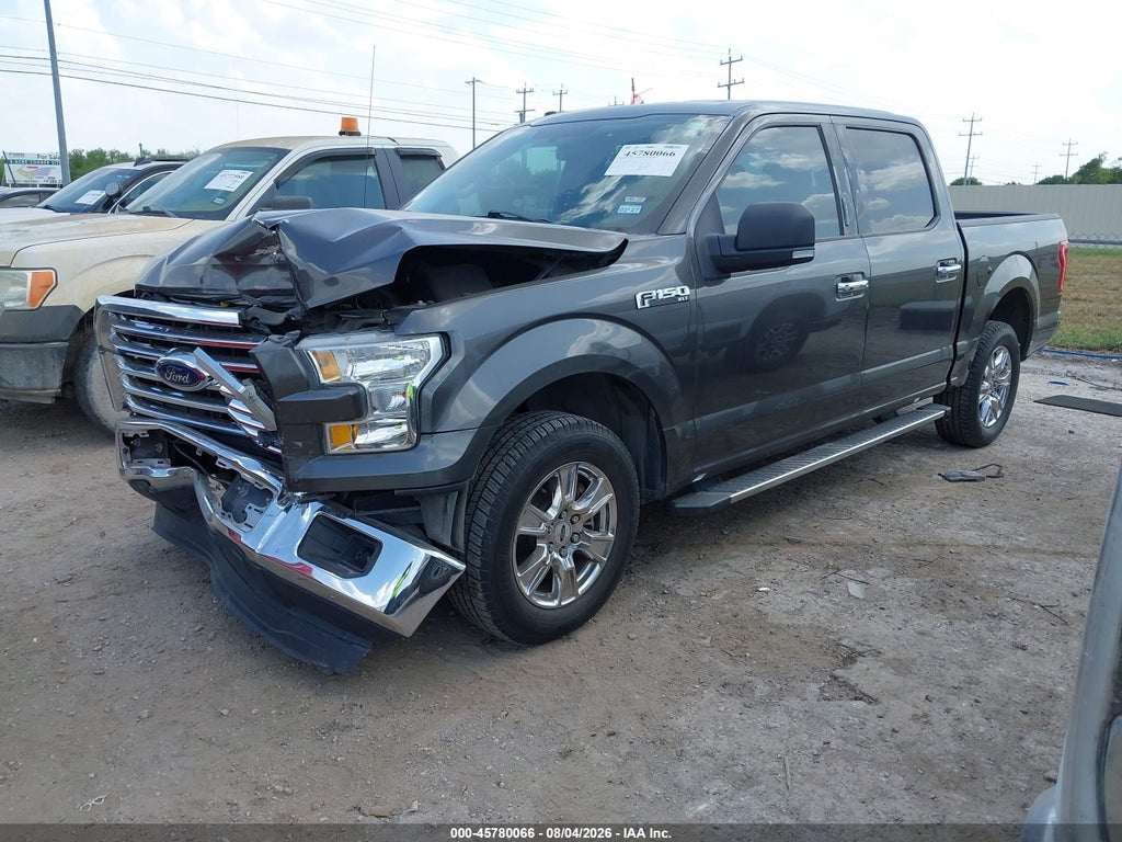 2015 Ford F-150 XLT photo 2