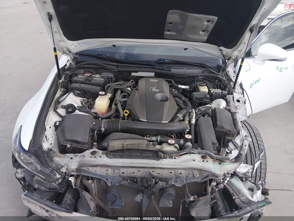 2017 Lexus IS 200T photo 10
