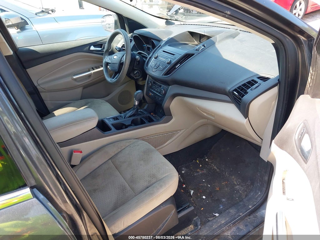 2017 Ford Escape SE photo 5
