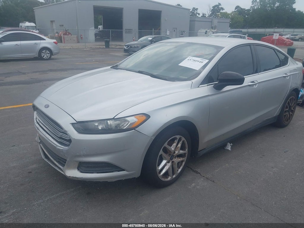 2014 Ford Fusion S photo 2