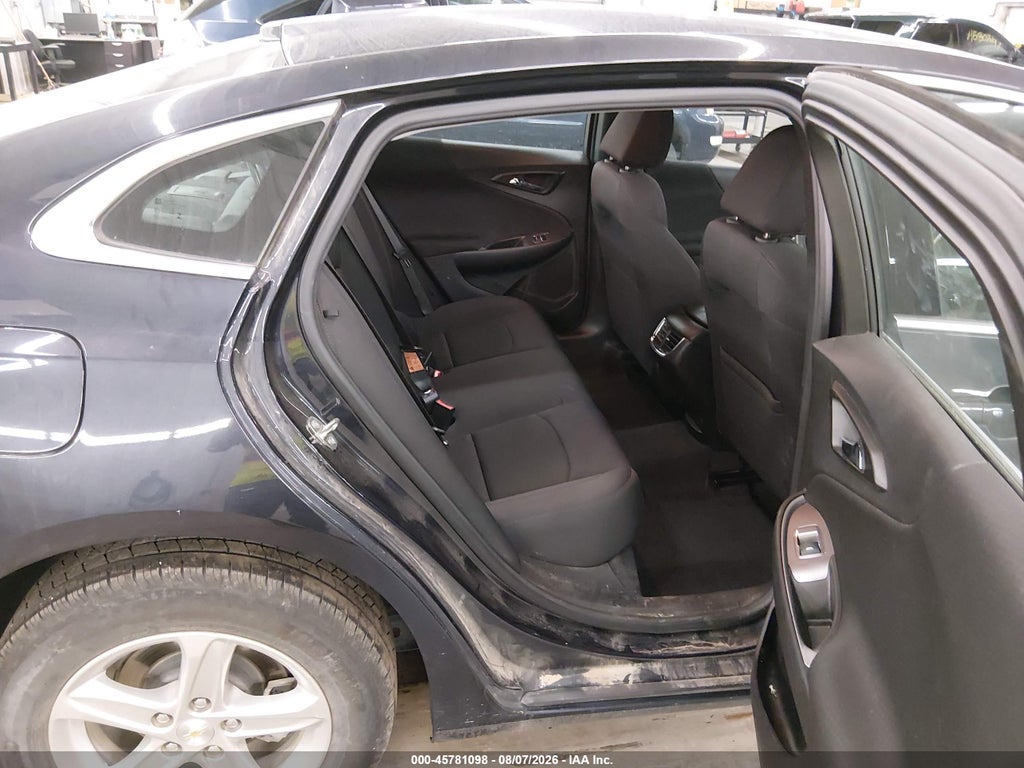 2023 Chevrolet Malibu FWD 1LT photo 8