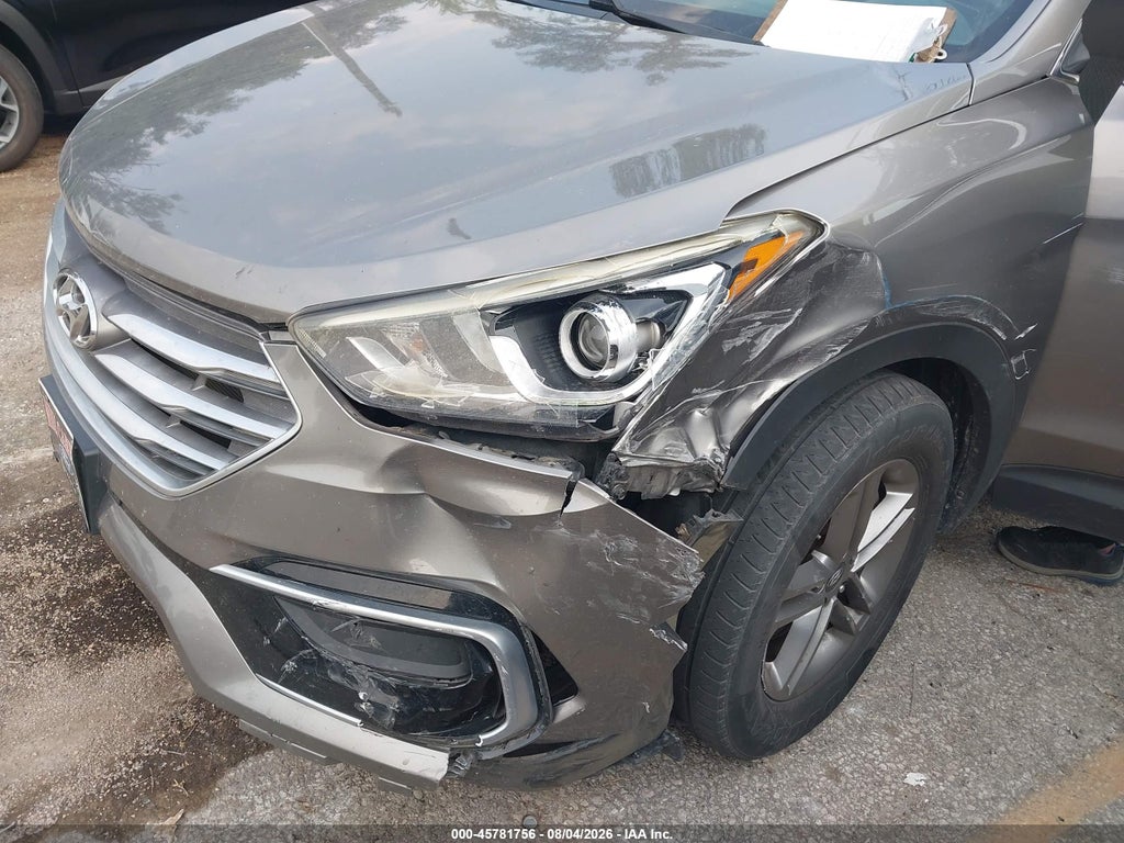 2017 Hyundai Santa FE Sport 2.4L photo 6