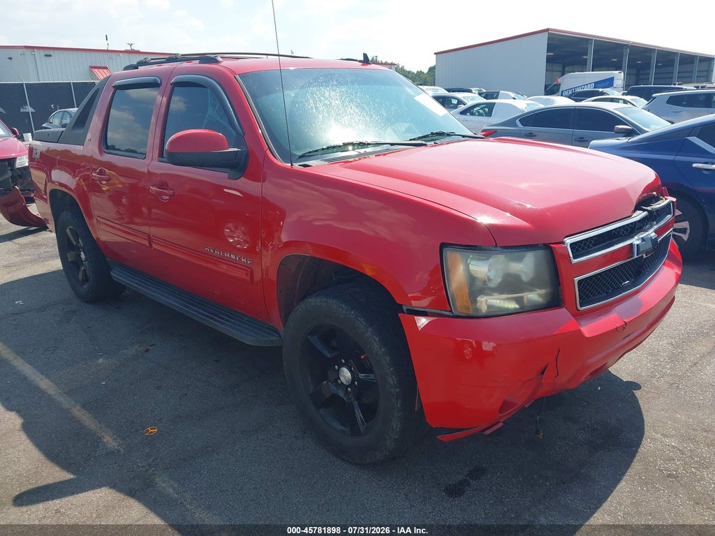 2011 Chevrolet Avalanche 1500 LT1 photo 1