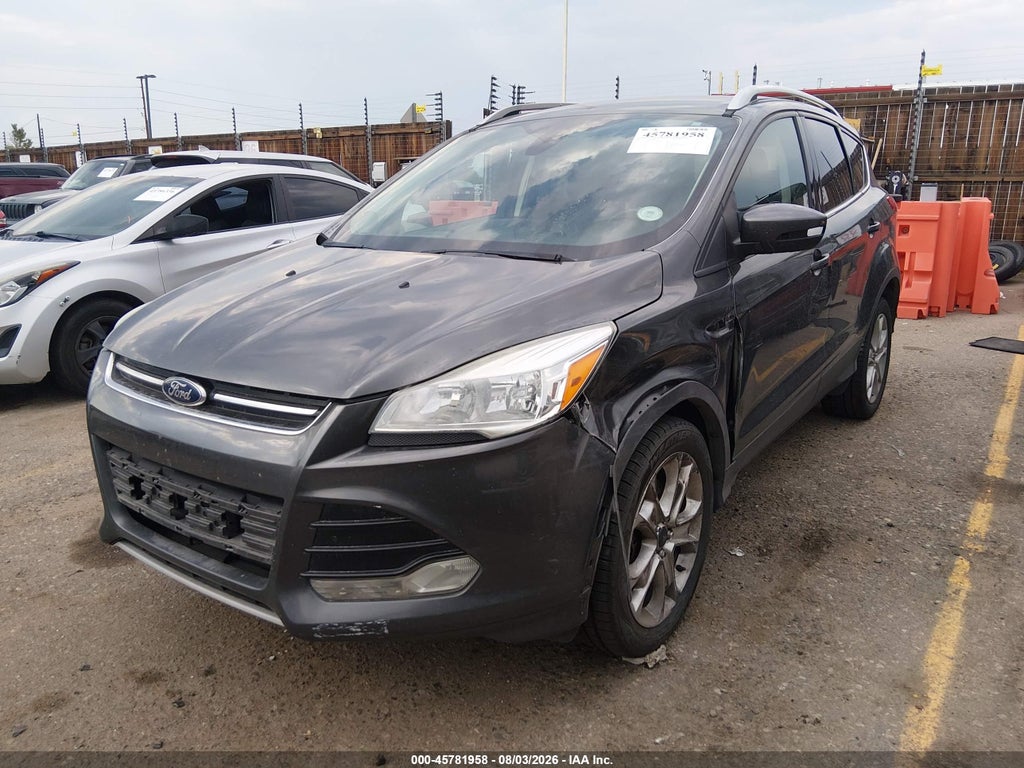 2015 Ford Escape Titanium photo 2
