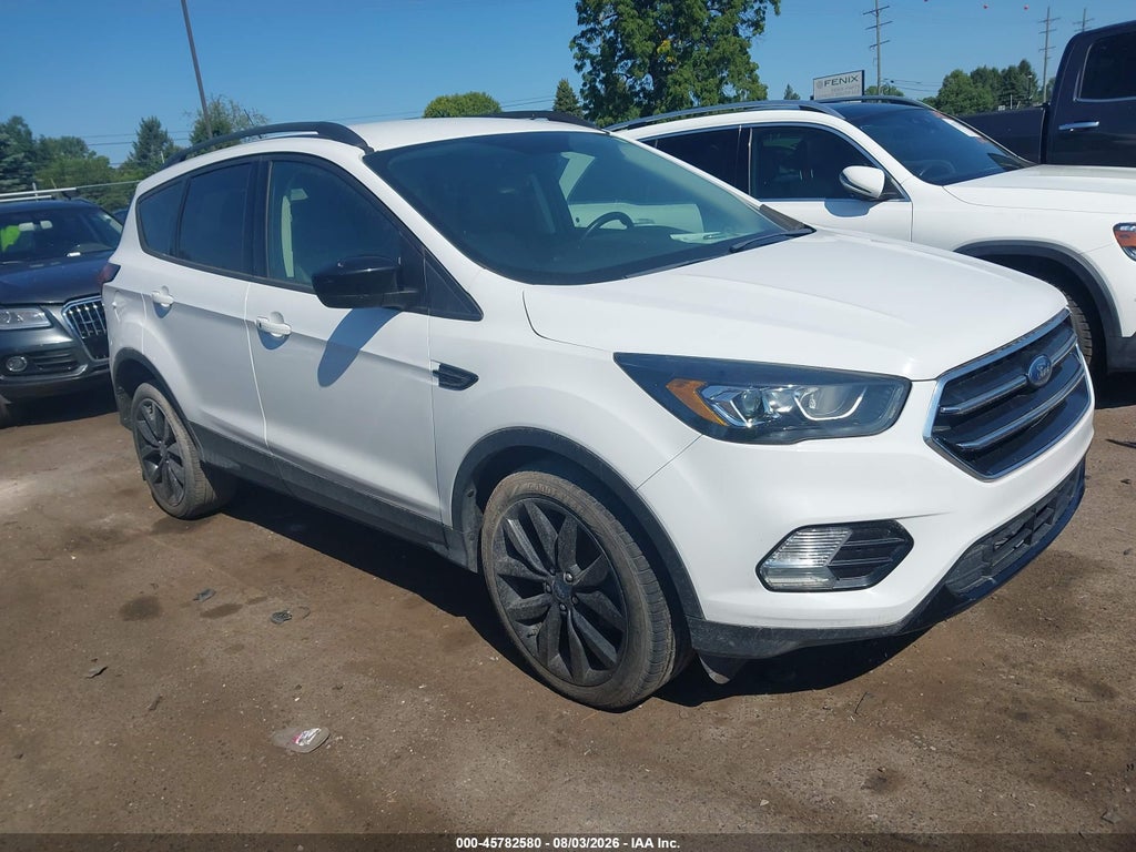 1FMCU0GD7KUA07870 2019 FORD ESCAPE photo no. 1