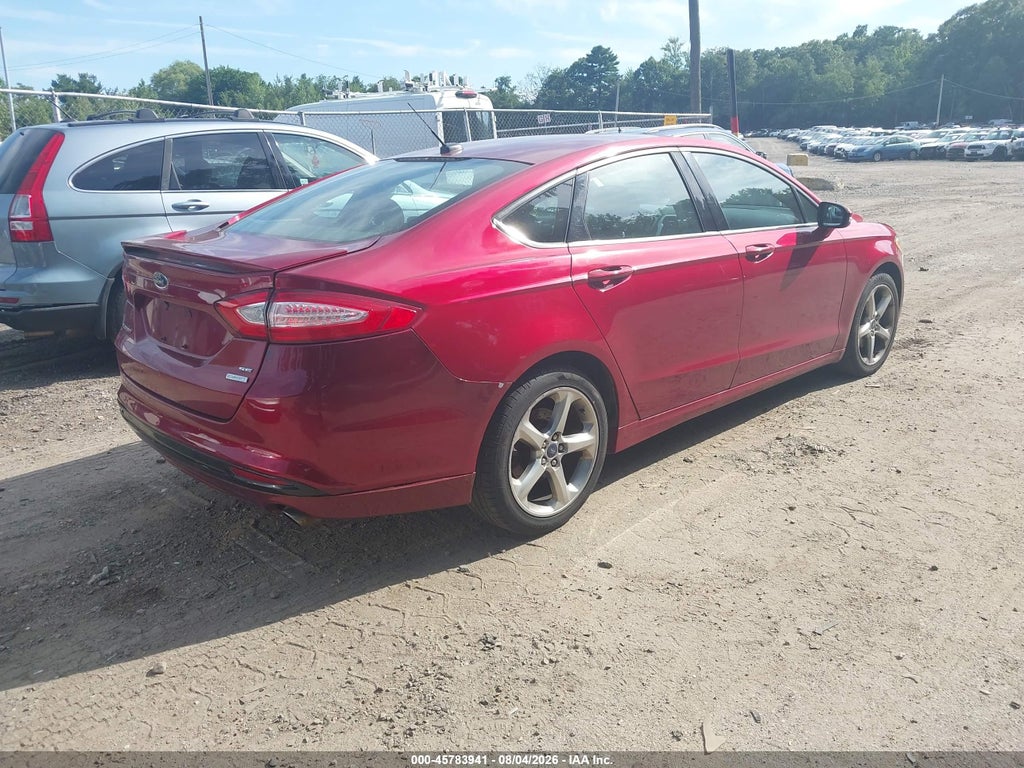 2013 Ford Fusion SE photo 4