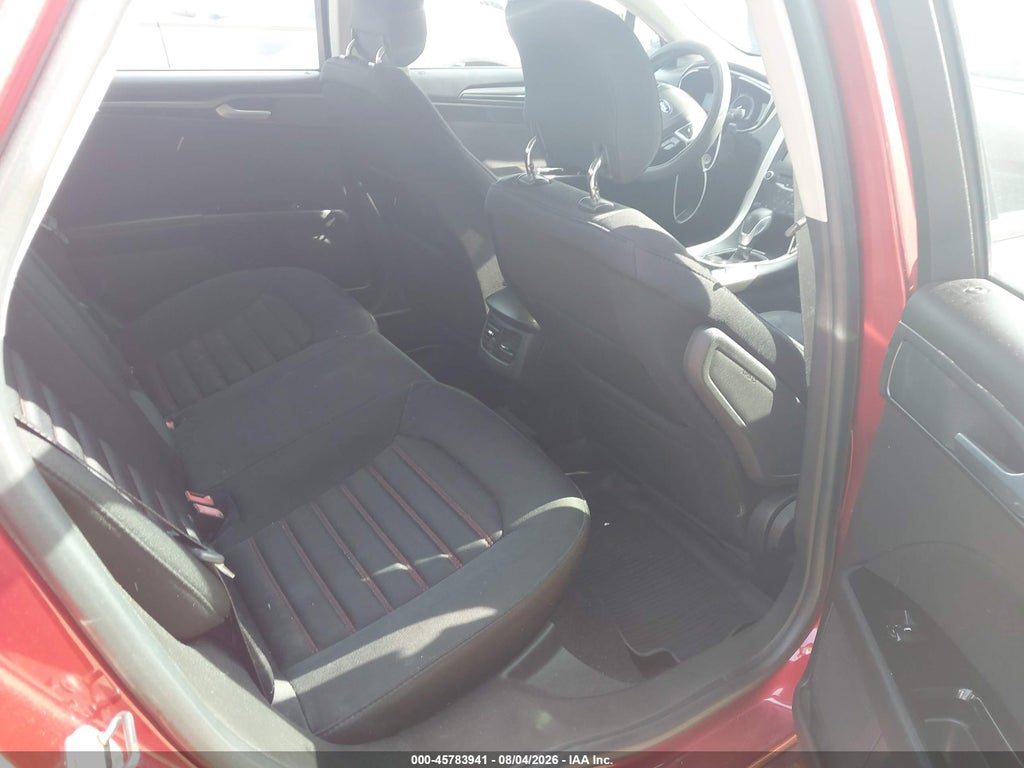 2013 Ford Fusion SE photo 8