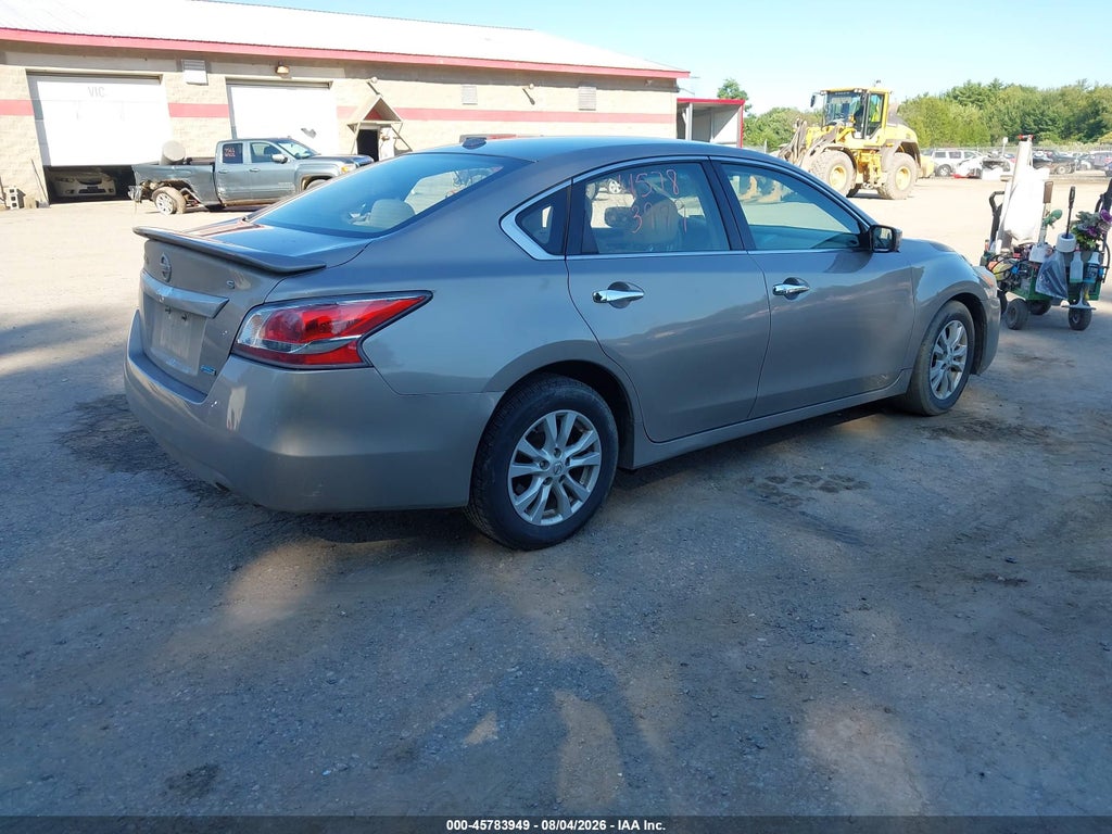 2014 Nissan Altima 2.5 S photo 4