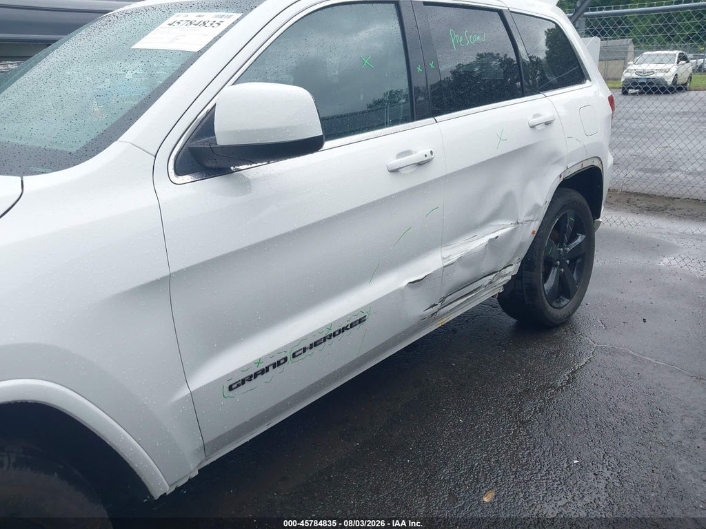 2015 Jeep Grand Cherokee Altitude photo 6