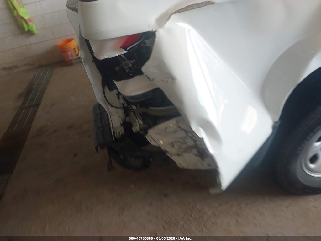 2022 Nissan Frontier S 4X4 photo 6
